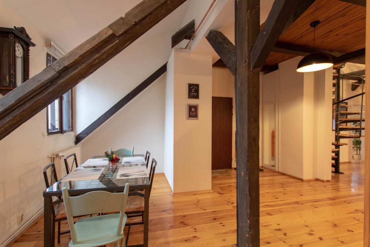 Rose Old Town Apartment Торунь Екстер'єр фото